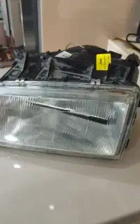 چراغ پژو ۴۰۵