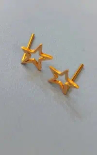 گوشواره میخی