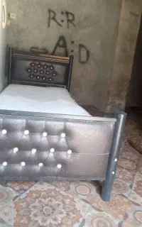 تخت خواب یک نفره
