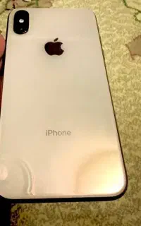 ایفون xs در حد تمیز