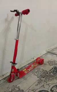 اسکوتر فلزی