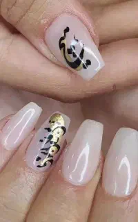 خدمات ناخن در سالن تخصصی