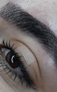 آرایش دائم و تتو بدن در زرین‌شهر