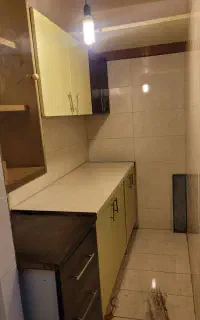 کابینت فلزی سنگین وخیلی محکم وسالم