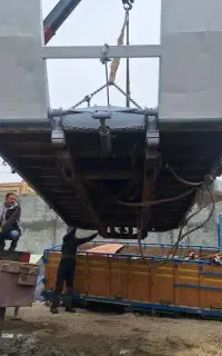 جرثقیل چپقی پنج تن و کفی خودروبر مکانیزه