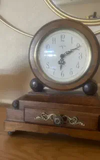 ساعت چوبی رومیزی کشودار برند maYer اصل