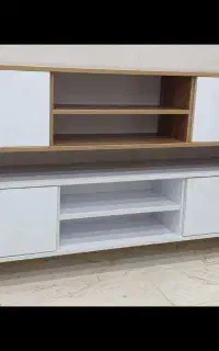 میز تلویزیون زمینی با کیفیت ۱۸۰
