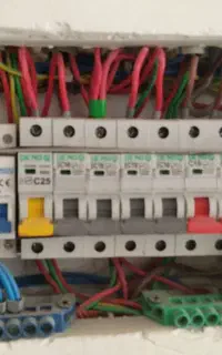 برقکار ساختمان