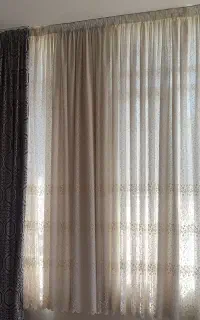 پرده توری گل دار