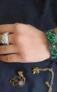 گردنبند، ست دستبند انگشتر بدلیجات رنگ ثابت