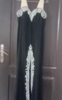 لباس مجلسی مشکی و سنگ های سفید