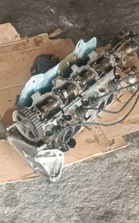 مکانیک و برقکار خودرو در دلوار