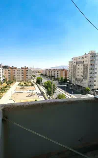 فروش‌اپارتمان دو خوابه صدرا