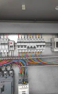 برقکشی ساختمان برقکار