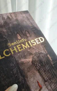 کتاب زبان اصلی Alchemised