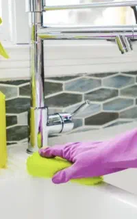 نیاز به نیرو جهت نظافت منزل