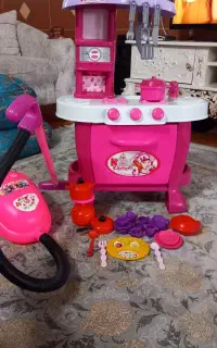 آشپزخونه و جارو برقی بازی