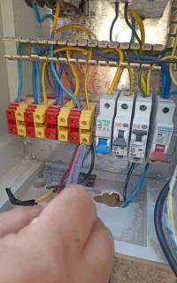 برق نصب کولر و جوشکاری سیار
