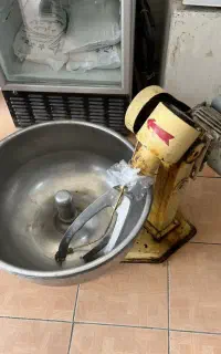 خمیرگیر قنادی و نانوایی (پاتیل سپه کاری)