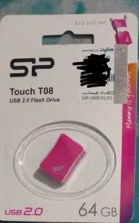 فلش ۶۴ گیگ