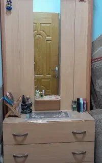 کمد وفرش دستبافت