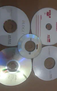 انواع دی وی دی خام DVD