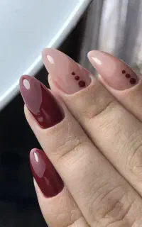 خدمات کاشت ناخن