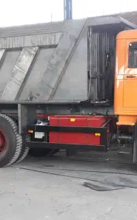 راننده پایه یک برای کمپرسی آجر