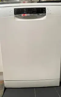 ماشین ظرفشویی بوش سری ۴ ( درحد نو)