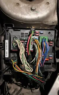 امدادخودرویدک کش مکانیک سیارباطری سازی دیاگ24ساعته