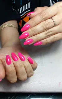 لوازم کاشت ناخن و آموزش