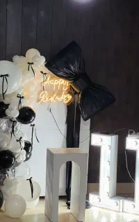 بادکنک ارایی تولد از ۹۵۰ اجاره باغ میز صندلی باند