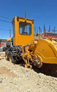 ترنچر آسفالت بر فیبر نوری کانال آب مخابرات گاز