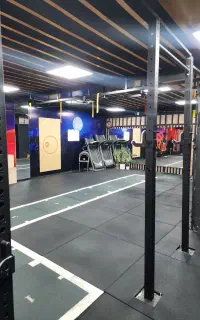 باشگاه آمادگی جسمانی ، کراسفیت ،trx ،رقص،کیک بوکس