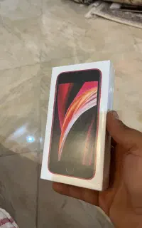ایفون se 2020