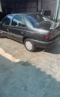 پژو ۴۰۵ موتور ۲۰۰۰ مدل ۸۱
