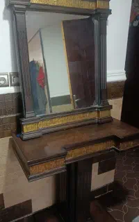 آیینه و شمعدان