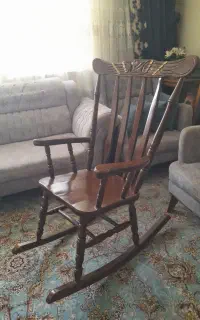 صندلی راک(مادربزرگی) درحد نو