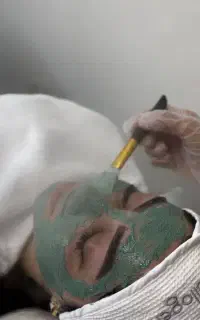 پاکسازی پوست تخصصی