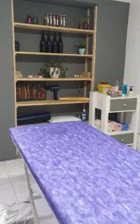 جذب همکار مسلط به ماساژ و حجامت