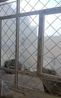 پنجره دو جداره نو