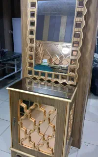 آینه و کنسول