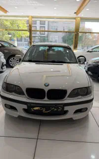 بی ام و ۳۱۸