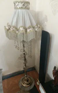 آباژور کنارسالنی و لوستر دبواری