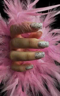 کاشت ناخن ژل