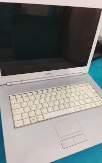 لب تاپ سونی