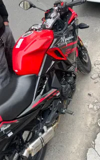 مگلی ۲۰۰ کم کار ۴۷۰۰