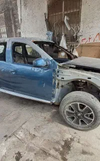 داستر ۲۰۱۸ تصادفی