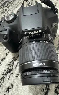 دوربین canon 200d