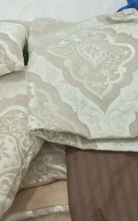 دوعدد رو تختی در حد آک